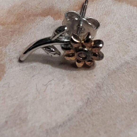 Dainty Flower Pierced Post Earrings - Picture 8 of 10